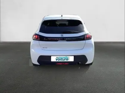 Photo 26 Peugeot 208  PureTech 75 S&S BVM5