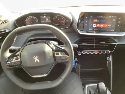 Photo 29 Peugeot 208  PureTech 75 S&S BVM5