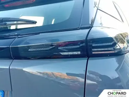 Photo 70 Peugeot 2008  PureTech 100 S&S BVM6