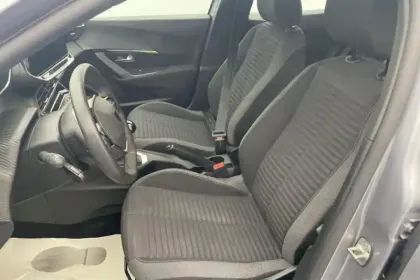 Photo 9 Peugeot 2008  PureTech 100 S&S BVM6