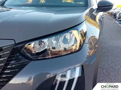 Photo 69 Peugeot 2008  PureTech 100 S&S BVM6