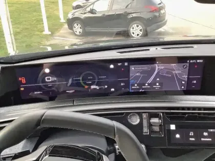 Photo 44 Peugeot 3008  Hybrid 136 e-DCS6