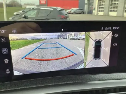 Photo 48 Peugeot 3008  Hybrid 136 e-DCS6