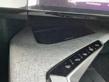 Photo 47 Peugeot 3008  Hybrid 136 e-DCS6