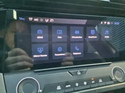 Photo 17 Peugeot 308  PureTech 130ch S&S EAT8