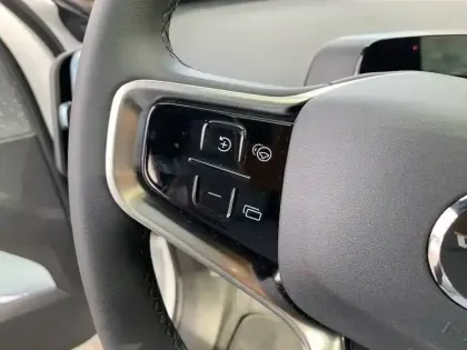 Photo 11 Volvo Ex30  Single Extended Range 272 ch 1EDT