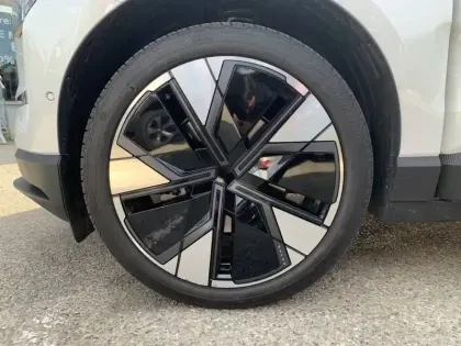 Photo 14 Volvo Ex30  Single Extended Range 272 ch 1EDT