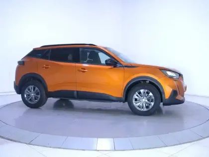 Photo 23 Peugeot 2008  PureTech 100 S&S BVM6