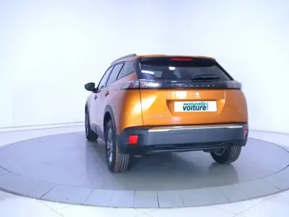 Photo 26 Peugeot 2008  PureTech 100 S&S BVM6