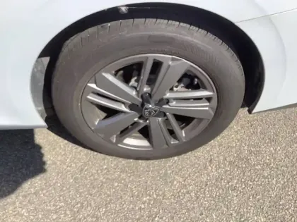 Photo 12 Peugeot 308  SW PureTech 130ch S&S EAT8