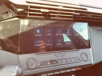 Photo 19 Peugeot 308  SW PureTech 130ch S&S EAT8