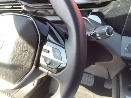 Photo 20 Peugeot 308  SW PureTech 130ch S&S EAT8