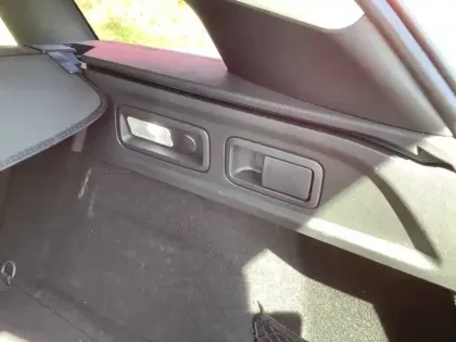 Photo 14 Peugeot 308  SW PureTech 130ch S&S EAT8