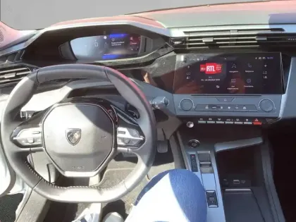 Photo 7 Peugeot 308  SW PureTech 130ch S&S EAT8