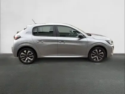 Photo 23 Peugeot 208  Hybrid 100 e-DCS6
