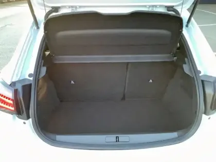 Photo 25 Peugeot 208  Hybrid 100 e-DCS6