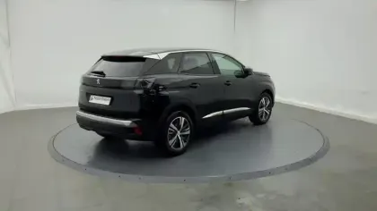Photo 1 Peugeot 3008  Hybrid 136 e-DCS6 Allure Pack