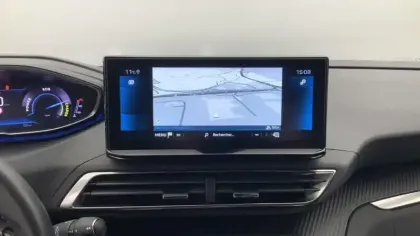 Photo 20 Peugeot 3008  Hybrid 136 e-DCS6 Allure Pack