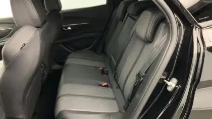 Photo 21 Peugeot 3008  Hybrid 136 e-DCS6 Allure Pack