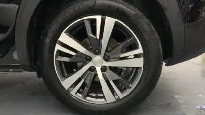 Photo 14 Peugeot 3008  Hybrid 136 e-DCS6 Allure Pack