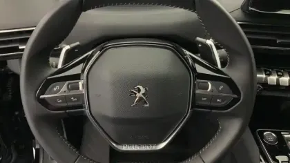 Photo 19 Peugeot 3008  Hybrid 136 e-DCS6 Allure Pack