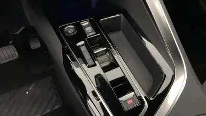 Photo 22 Peugeot 3008  Hybrid 136 e-DCS6 Allure Pack