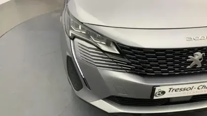 Photo 13 Peugeot 3008  Hybrid 136 e-DCS6 Allure Pack