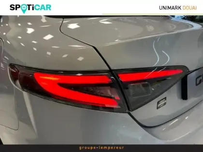 Photo 9 Alfa Romeo Giulia  2.2 Diesel 160ch Veloce AT8