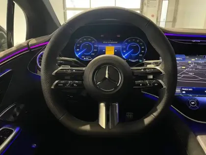 Photo 53 Mercedes EQE  350