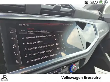 Photo 30 Audi Q3  45 TFSIe 245 ch S tronic 6