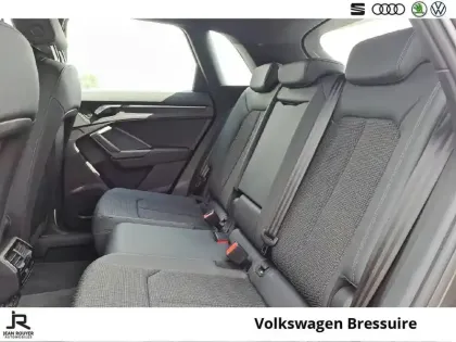 Photo 42 Audi Q3  45 TFSIe 245 ch S tronic 6