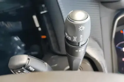 Photo 68 Peugeot 208  Electrique 50 kWh 136ch