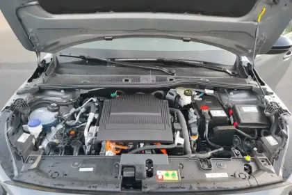 Photo 51 Peugeot 208  Electrique 50 kWh 136ch