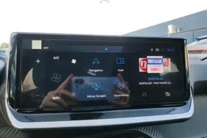 Photo 52 Peugeot 208  Electrique 50 kWh 136ch