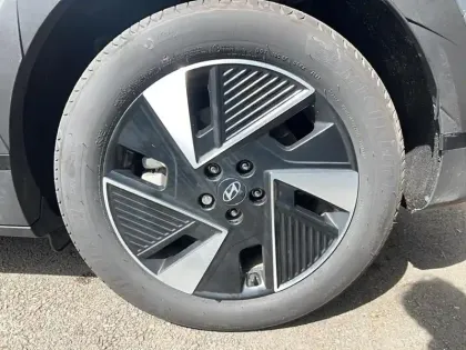 Photo 8 Hyundai Ioniq 5  84 kWh - 229 ch