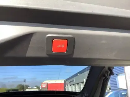 Photo 40 Peugeot 3008  Hybrid 136 e-DCS6