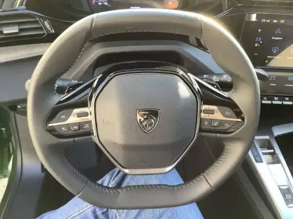 Photo 8 Peugeot 308  PureTech 130ch S&S EAT8