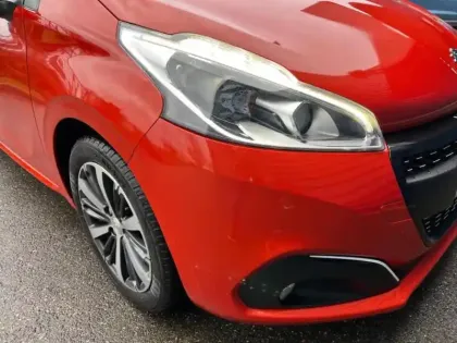 Photo 8 Peugeot 208  1.2 PureTech 82ch Allure 5p