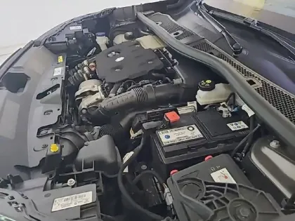 Photo 14 Peugeot 2008  BlueHDi 130 S&S EAT8