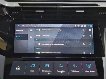 Photo 22 Peugeot 308  SW PHEV 180 e-EAT8