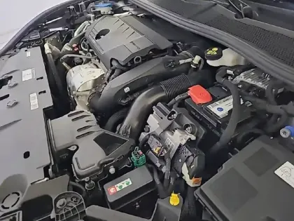 Photo 14 Peugeot 308  SW PHEV 180 e-EAT8