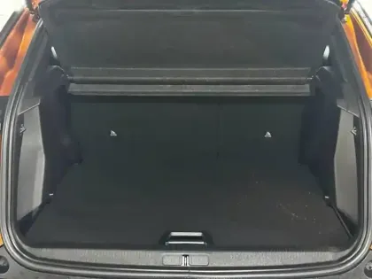 Photo 5 Peugeot 2008  e- 136ch Allure