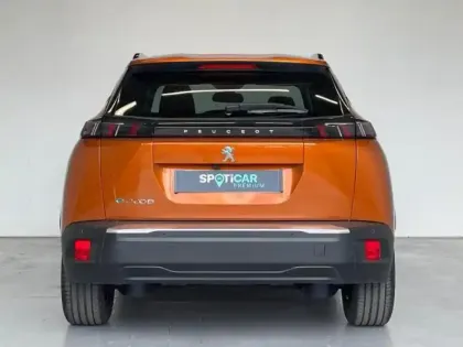 Photo 3 Peugeot 2008  e- 136ch Allure