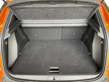 Photo 8 Peugeot 2008  e- 136ch Allure