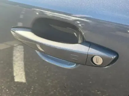 Photo 5 Peugeot 2008  1.2 PureTech 130ch S&S GT Line EAT8 7cv