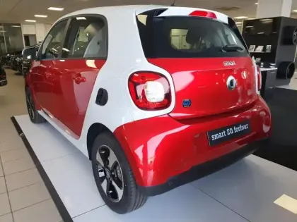 Photo 13 Smart Forfour Electrique 82ch Passion 82 ch