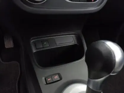 Photo 13 Renault Twingo E-TECH ELECTRIQUE III Authentic