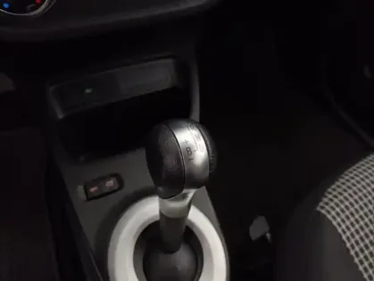 Photo 14 Renault Twingo E-TECH ELECTRIQUE III Authentic