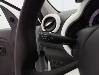 Photo 17 Renault Twingo E-TECH ELECTRIQUE III Authentic