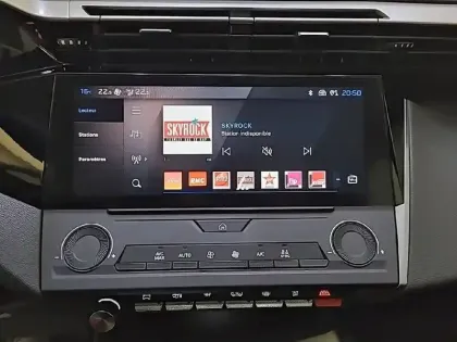 Photo 39 Peugeot 308  PureTech 130ch S&S EAT8